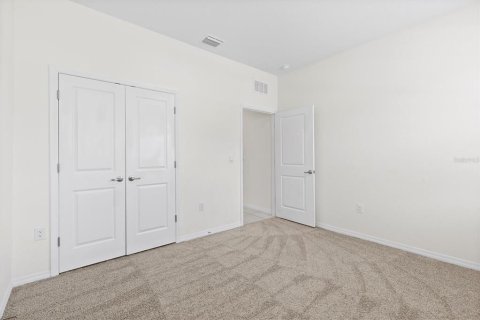 House in Wildwood, Florida 4 bedrooms, 188.68 sq.m. № 1906254 - photo 23