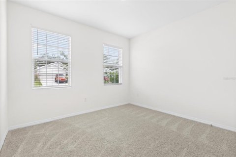 House in Wildwood, Florida 4 bedrooms, 188.68 sq.m. № 1906254 - photo 22