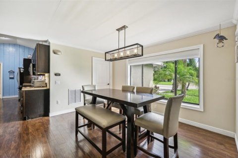 Villa ou maison à vendre à Bradenton, Floride: 3 chambres, 175.4 m2 № 2303139 - photo 4