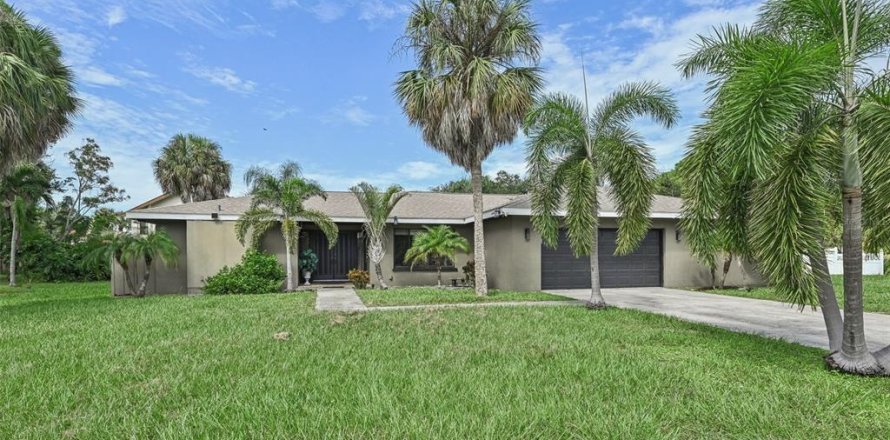 Villa ou maison à Bradenton, Floride 3 chambres, 175.4 m2 № 2303139