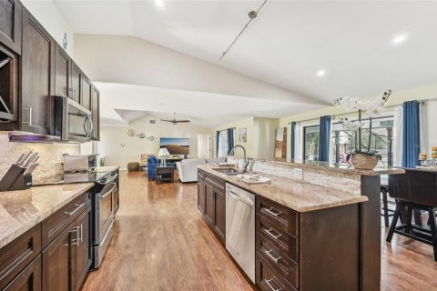 Villa ou maison à vendre à Bradenton, Floride: 3 chambres, 175.4 m2 № 2303139 - photo 11