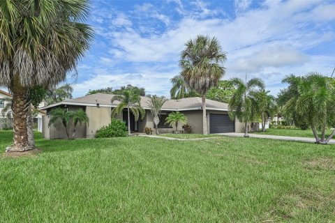 Villa ou maison à vendre à Bradenton, Floride: 3 chambres, 175.4 m2 № 2303139 - photo 28