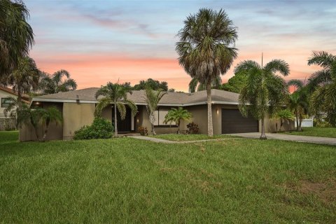 Villa ou maison à vendre à Bradenton, Floride: 3 chambres, 175.4 m2 № 2303139 - photo 23