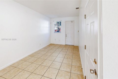Adosado en venta en Homestead, Florida, 4 dormitorios, 147.9 m2 № 2057822 - foto 6