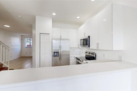 Adosado en venta en Homestead, Florida, 4 dormitorios, 147.9 m2 № 2057822 - foto 13
