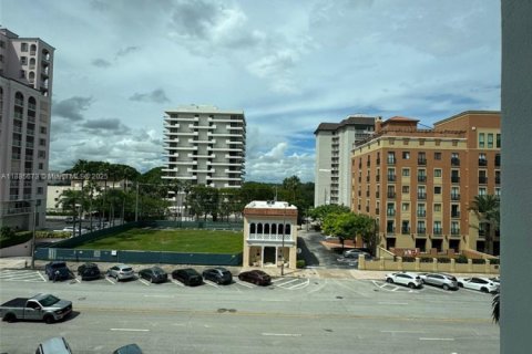 Copropriété à louer à Coral Gables, Floride: 41.81 m2 № 1937287 - photo 15