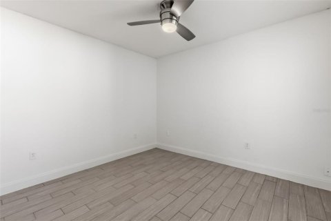 Casa en venta en Clermont, Florida, 3 dormitorios, 117.06 m2 № 2111408 - foto 19
