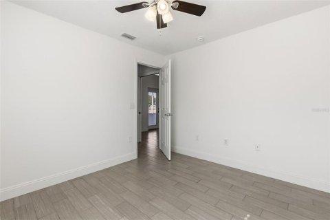 Casa en venta en Clermont, Florida, 3 dormitorios, 117.06 m2 № 2111408 - foto 17
