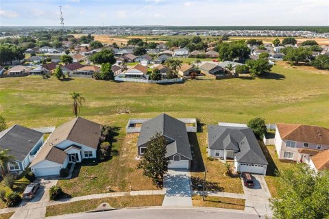 Casa en venta en Clermont, Florida, 3 dormitorios, 117.06 m2 № 2111408 - foto 2