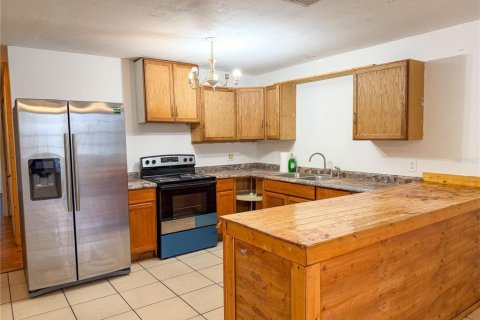 Casa en venta en Frostproof, Florida, 3 dormitorios, 171.31 m2 № 2228118 - foto 4
