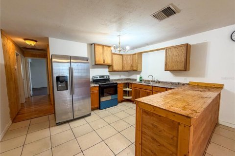 Casa en venta en Frostproof, Florida, 3 dormitorios, 171.31 m2 № 2228118 - foto 5