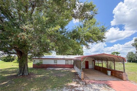 Casa en Frostproof, Florida 3 dormitorios, 171.31 m2 № 2228118