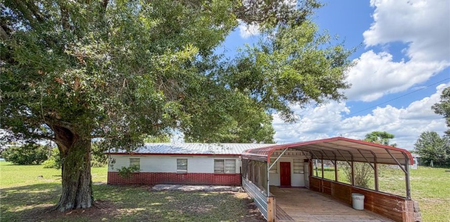 Casa en Frostproof, Florida 3 dormitorios, 171.31 m2 № 2228118