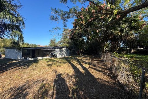 House in Orlando, Florida 3 bedrooms, 107.77 sq.m. № 2104874 - photo 28