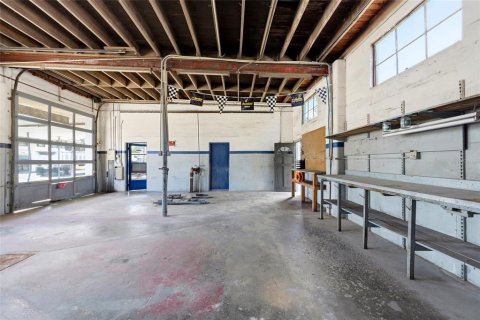 Commercial property in Chiefland, Florida № 2348090 - photo 10