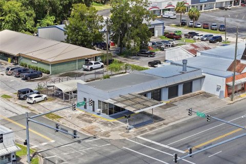 Commercial property in Chiefland, Florida № 2348090