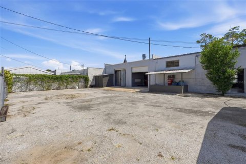 Commercial property in Chiefland, Florida № 2348090 - photo 21
