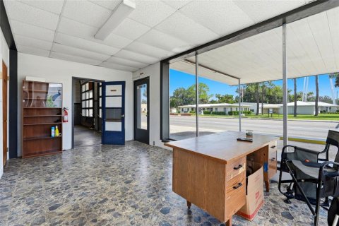 Commercial property in Chiefland, Florida № 2348090 - photo 16