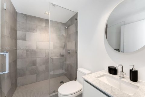 Copropriété à vendre à Miami, Floride: 3 chambres, 254.83 m2 № 1895902 - photo 22