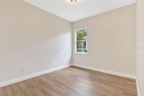 Casa en venta en Lakewood Ranch, Florida, 4 dormitorios, 241.17 m2 № 1773580 - foto 19