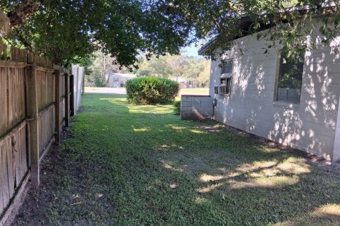 Villa ou maison à louer à New Port Richey, Floride: 2 chambres, 55.74 m2 № 2413913 - photo 15