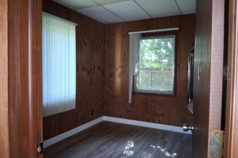 Villa ou maison à louer à New Port Richey, Floride: 2 chambres, 55.74 m2 № 2413913 - photo 11