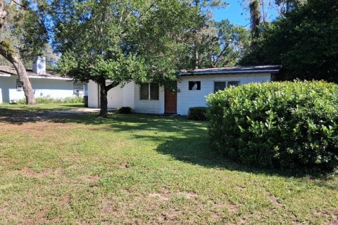 Villa ou maison à louer à New Port Richey, Floride: 2 chambres, 55.74 m2 № 2413913 - photo 3