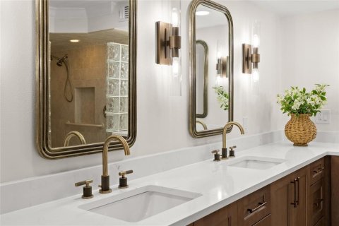 Condo in Sarasota, Florida, 3 bedrooms  № 2208644 - photo 6
