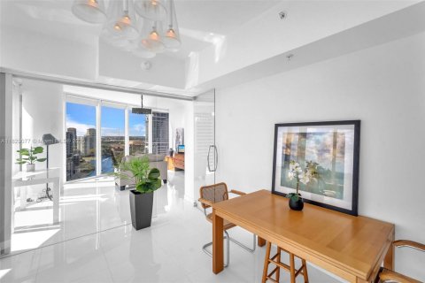 Condominio en venta en Fort Lauderdale, Florida, 2 dormitorios, 107.86 m2 № 1804289 - foto 5