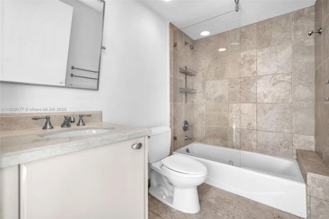 Condominio en venta en Fort Lauderdale, Florida, 2 dormitorios, 107.86 m2 № 1804289 - foto 30