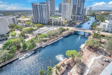 Condominio en venta en Fort Lauderdale, Florida, 2 dormitorios, 107.86 m2 № 1804289 - foto 2