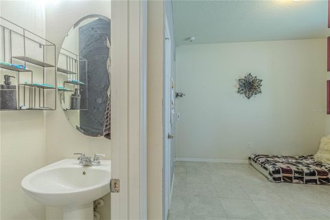 Casa en venta en Kissimmee, Florida, 3 dormitorios, 229.47 m2 № 1670667 - foto 9