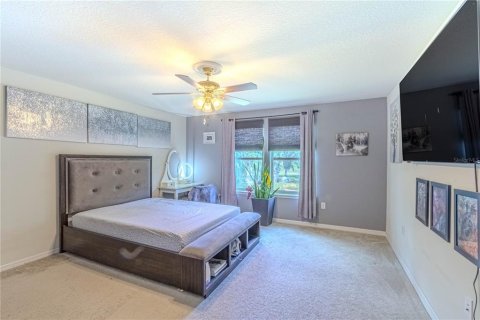 Casa en venta en Kissimmee, Florida, 3 dormitorios, 229.47 m2 № 1670667 - foto 10