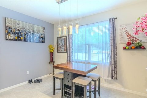 Casa en venta en Kissimmee, Florida, 3 dormitorios, 229.47 m2 № 1670667 - foto 5