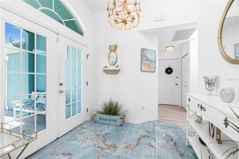Casa en venta en Rotonda, Florida, 4 dormitorios, 208.01 m2 № 1808198 - foto 5
