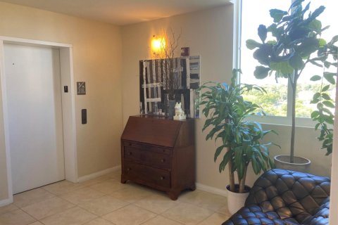 Copropriété à louer à West Palm Beach, Floride: 1 chambre, 77.2 m2 № 2276147 - photo 16
