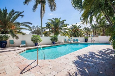 Copropriété à louer à West Palm Beach, Floride: 1 chambre, 77.2 m2 № 2276147 - photo 4