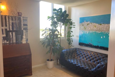 Copropriété à louer à West Palm Beach, Floride: 1 chambre, 77.2 m2 № 2276147 - photo 15
