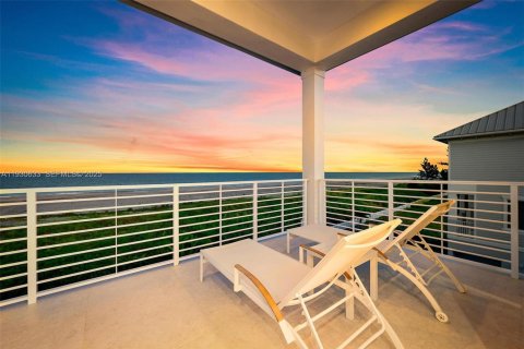 Casa en venta en St. Lucie, Florida, 3 dormitorios, 292.55 m2 № 1993211 - foto 17