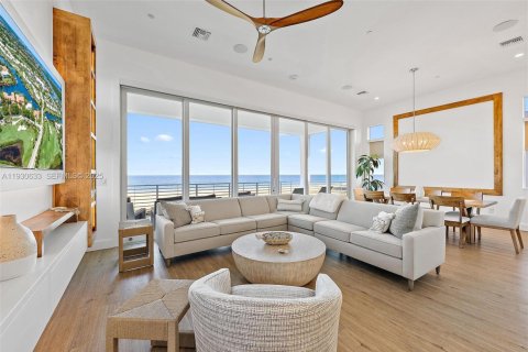 Casa en venta en St. Lucie, Florida, 3 dormitorios, 292.55 m2 № 1993211 - foto 5