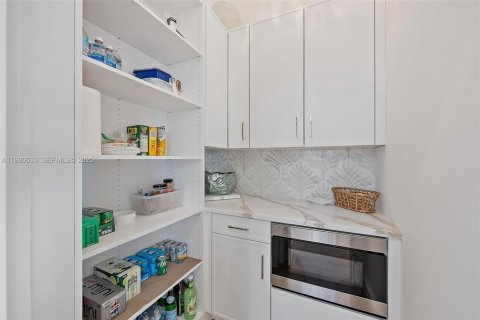 Casa en venta en St. Lucie, Florida, 3 dormitorios, 292.55 m2 № 1993211 - foto 13