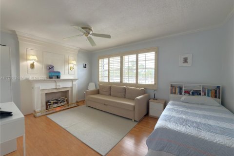 Condo in Fort Lauderdale, Florida, 2 bedrooms  № 1978770 - photo 14