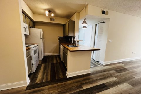 Condo in Destin, Florida, 2 bedrooms  № 559147 - photo 1