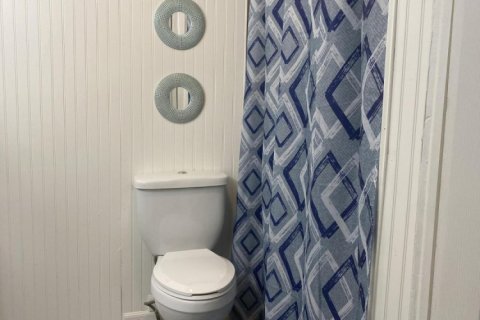 Casa en alquiler en Jacksonville, Florida, 3 dormitorios, 181.35 m2 № 776431 - foto 1