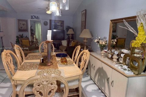 Casa en venta en Wellington, Florida, 2 dormitorios, 120.22 m2 № 2008594 - foto 11