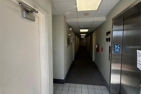 Снять в аренду коммерческую недвижимость в Дейтона-Бич, Флорида 1426.98м2, № 1788180 - фото 8
