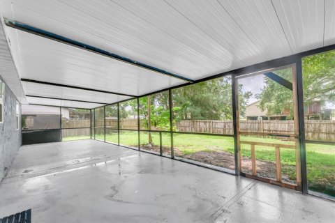 Villa ou maison à vendre à Oldsmar, Floride: 3 chambres, 85.84 m2 № 2284608 - photo 24