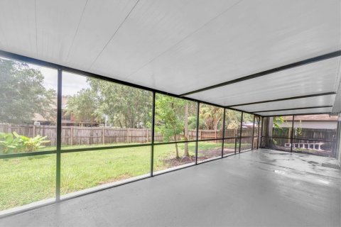 Villa ou maison à vendre à Oldsmar, Floride: 3 chambres, 85.84 m2 № 2284608 - photo 26