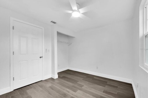 Villa ou maison à vendre à Oldsmar, Floride: 3 chambres, 85.84 m2 № 2284608 - photo 22
