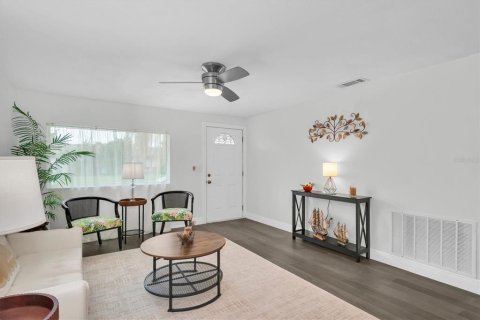 Villa ou maison à vendre à Oldsmar, Floride: 3 chambres, 85.84 m2 № 2284608 - photo 5